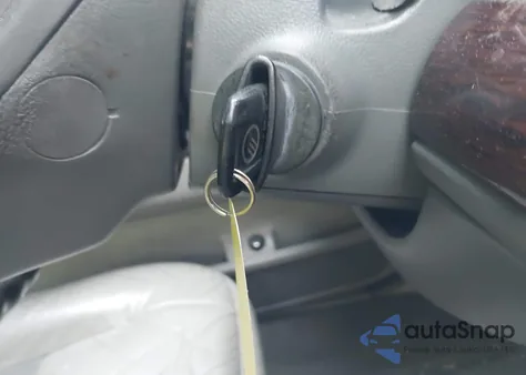 2003 Mercury Grand Marquis Gs z USA, uszkodzony, nr VIN 2MEFM74W23X703173